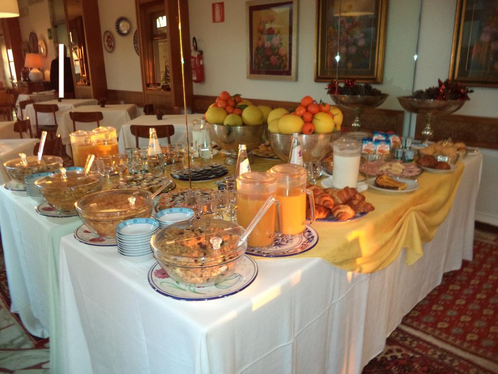 Hotel Miramare Diano Marina Bagian luar foto